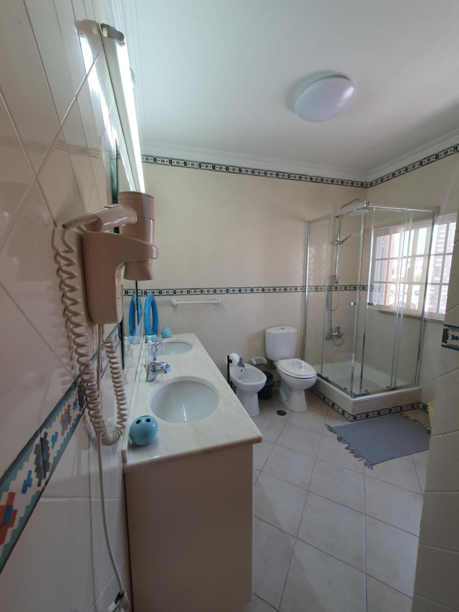Vila Apartamentos Estrela Lagos Szoba fotó