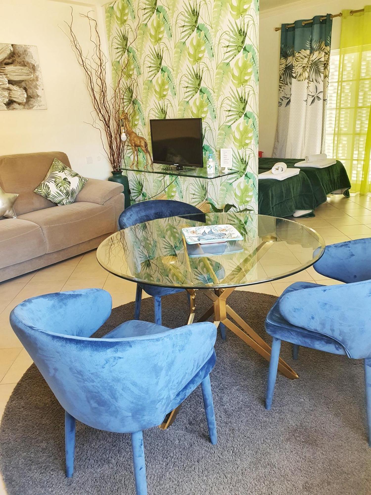 Vila Apartamentos Estrela Lagos Szoba fotó